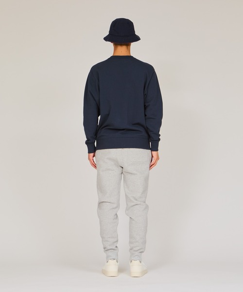 Champion(チャンピオン)の「【Champion/チャンピオン】メンズ ベーシック クルーネックスウェットシャツ(スウェット・メンズ・ネイビー/オートミール/オフホワイト/ブラック系その他/ダークグリーン・LARGE/MEDIUM/SMALL/X-LARGE)」の11枚目の写真