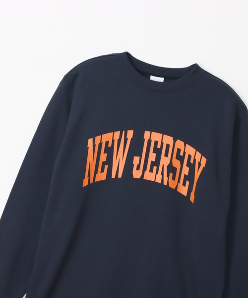 Champion(チャンピオン)の「【Champion/チャンピオン】メンズ ベーシック クルーネックスウェットシャツ(スウェット・メンズ・ネイビー/オートミール/オフホワイト/ブラック系その他/ダークグリーン・LARGE/MEDIUM/SMALL/X-LARGE)」の14枚目の写真