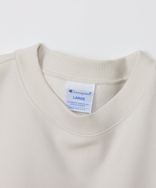 Champion(チャンピオン)の「【Champion/チャンピオン】メンズ ベーシック クルーネックスウェットシャツ(スウェット・メンズ・ネイビー/オートミール/オフホワイト/ブラック系その他/ダークグリーン・LARGE/MEDIUM/SMALL/X-LARGE)」の19枚目の写真