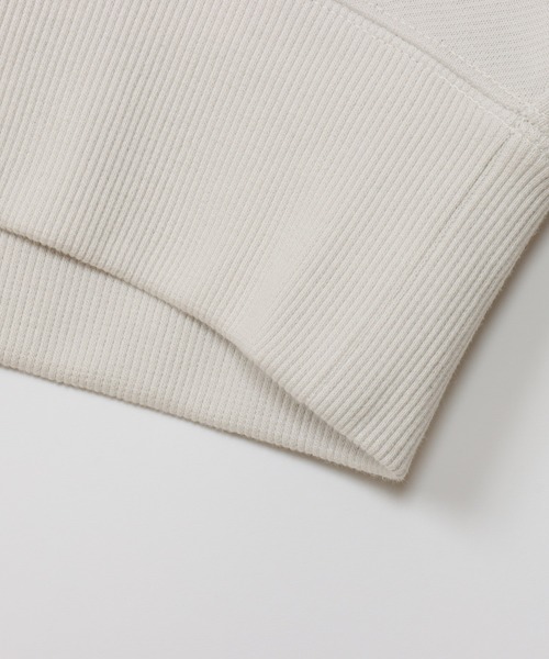 Champion(チャンピオン)の「【Champion/チャンピオン】メンズ ベーシック クルーネックスウェットシャツ(スウェット・メンズ・ネイビー/オートミール/オフホワイト/ブラック系その他/ダークグリーン・LARGE/MEDIUM/SMALL/X-LARGE)」の20枚目の写真