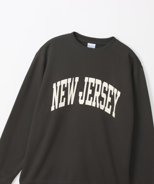 Champion(チャンピオン)の「【Champion/チャンピオン】メンズ ベーシック クルーネックスウェットシャツ(スウェット・メンズ・ネイビー/オートミール/オフホワイト/ブラック系その他/ダークグリーン・LARGE/MEDIUM/SMALL/X-LARGE)」の22枚目の写真