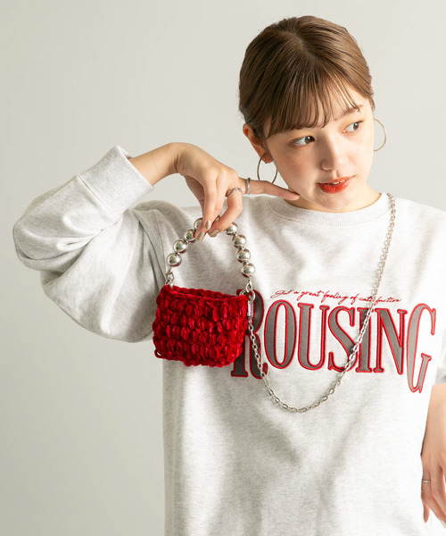 KBF（ケイビーエフ）の「モールニットポーチBAG（ショルダーバッグ・レディース・レッド/グレー/ブルー・ONE）」の3枚目の写真