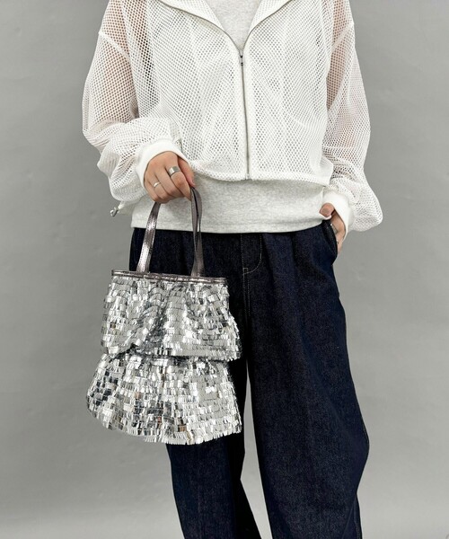fredy emue（フレディエミュ）の「【CASSELINI/キャセリーニ】スパンコールフリルハンドバッグ（ハンドバッグ・レディース・シルバー/ブラック・FREE）」の21枚目の写真