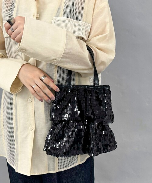 fredy emue（フレディエミュ）の「【CASSELINI/キャセリーニ】スパンコールフリルハンドバッグ（ハンドバッグ・レディース・シルバー/ブラック・FREE）」の17枚目の写真