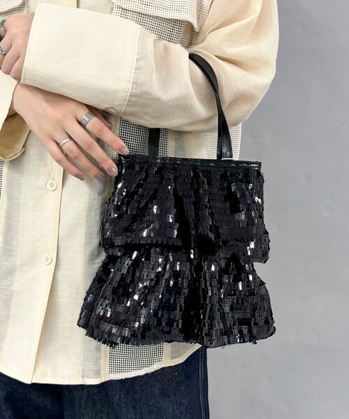 fredy emue（フレディエミュ）の「【CASSELINI/キャセリーニ】スパンコールフリルハンドバッグ（ハンドバッグ・レディース・シルバー/ブラック・FREE）」の16枚目の写真