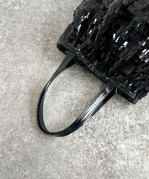 fredy emue（フレディエミュ）の「【CASSELINI/キャセリーニ】スパンコールフリルハンドバッグ（ハンドバッグ・レディース・シルバー/ブラック・FREE）」の10枚目の写真