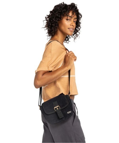ROXY(ロキシー)の「FEELING GOOD CROSSBO/ロキシーコーデュロイショルダーバッグ(ショルダーバッグ・レディース・ブラック/グリーン/ピンク・FREE)」の7枚目の写真