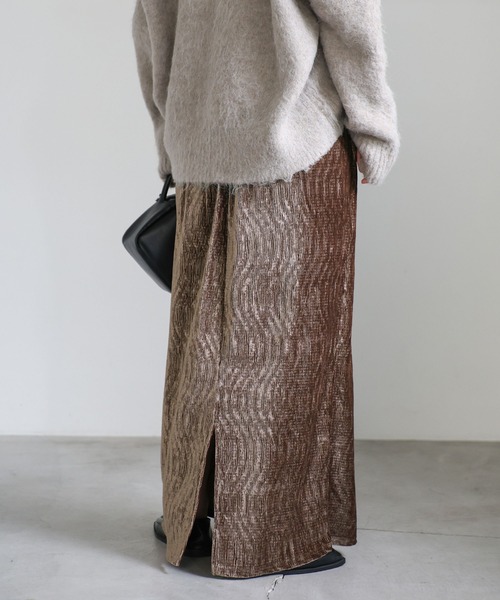 select MOCA(セレクトモカ)の「楊柳ベロアロングスカート(スカート・レディース・ブラック/ブラウン/ベージュ・MEDIUM/LARGE)」の9枚目の写真