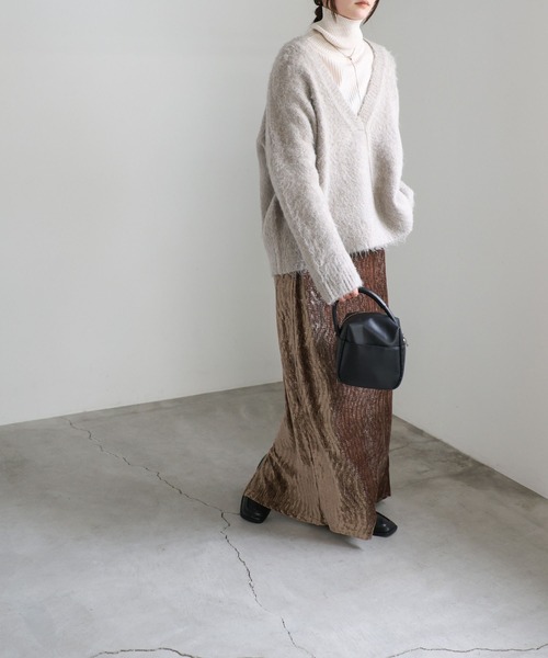 select MOCA(セレクトモカ)の「楊柳ベロアロングスカート(スカート・レディース・ブラック/ブラウン/ベージュ・MEDIUM/LARGE)」の12枚目の写真