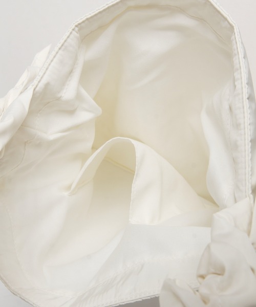 tocco closet(トッコ クローゼット)の「【ZOZO限定】リボンギャザーショルダーバッグ(ショルダーバッグ・レディース・アイボリー/ブラック/シルバー・FREE)」の13枚目の写真