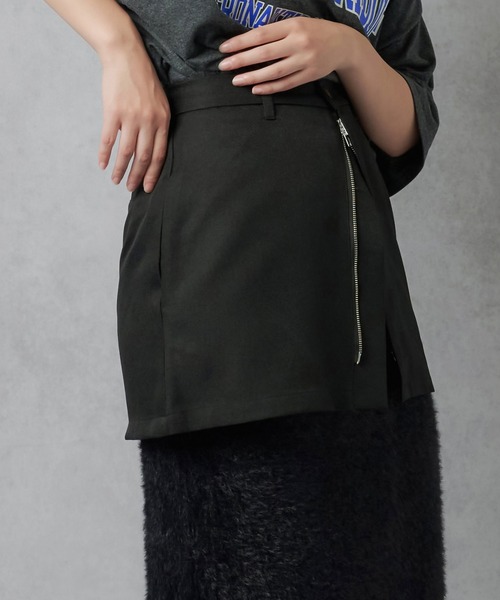 Lull（ルル）の「【Lull / ルル】セットアップ対応 / フロントジップミニスカート（スカート・レディース・チャコール/アイボリー/ブラック・ONESIZE）」の13枚目の写真