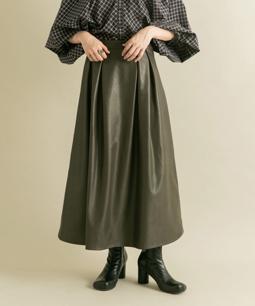 KBF（ケイビーエフ）の「ウォッシャブルフェイクレザースカート（スカート・レディース・ブラウン系その他/ブラック・ONE）」の10枚目の写真