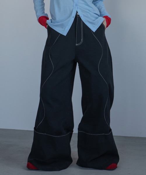 VACANCY（ヴァカンシー）の「配色ウェーブワイドデニム/新色追加（デニムパンツ・レディース・ブラック/ブルー/ダークブラック・SMALL/MEDIUM/LARGE）」の3枚目の写真