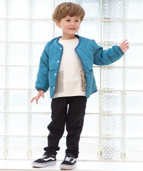 petit main（プティマイン）の「【GOODPRICE/撥水加工】キルティングジャケット（ノーカラージャケット・キッズ・ターコイズブルー/ブラック/モカ/ライトカーキ・80ｃｍ/90cm/100cm/110cm/120cm/130cm）」の18枚目の写真
