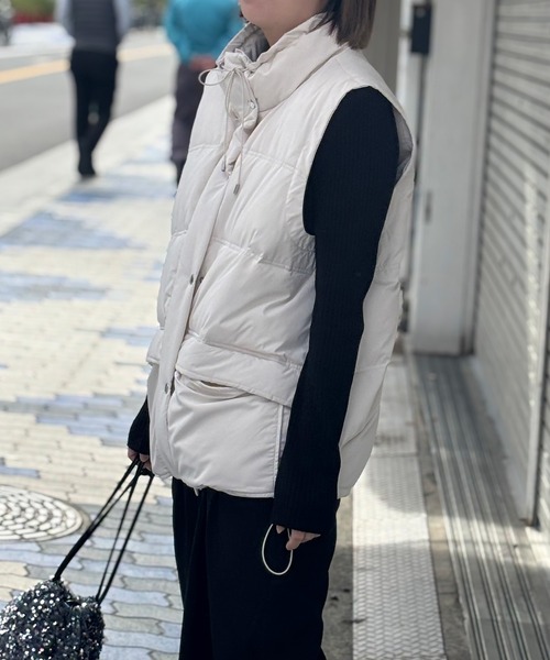 cepo（セポ）の「エアコンダウンハーフベスト（ダウンベスト・レディース・オフホワイト/ブラック・M）」の5枚目の写真