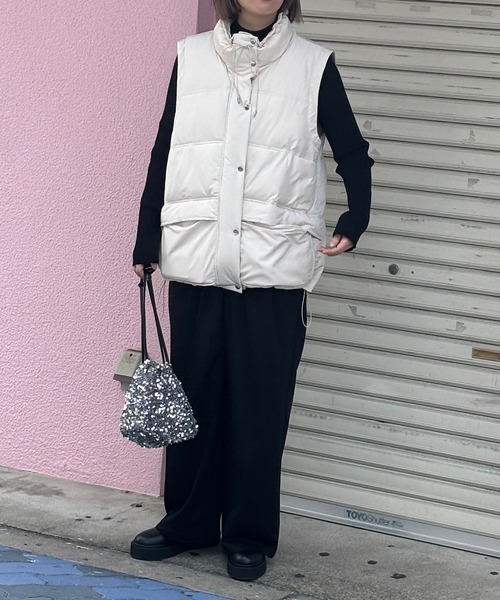 cepo（セポ）の「エアコンダウンハーフベスト（ダウンベスト・レディース・オフホワイト/ブラック・M）」の4枚目の写真