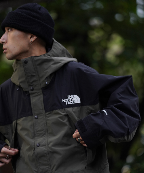 THE NORTH FACE(ザノースフェイス)の「《WEB限定》【THE NORTH FACE / ザ ノースフェイス】Mountain Light Jacket(マウンテンパーカー・メンズ・ブラック/カーキ・MEDIUM/LARGE/X-LARGE)」の12枚目の写真