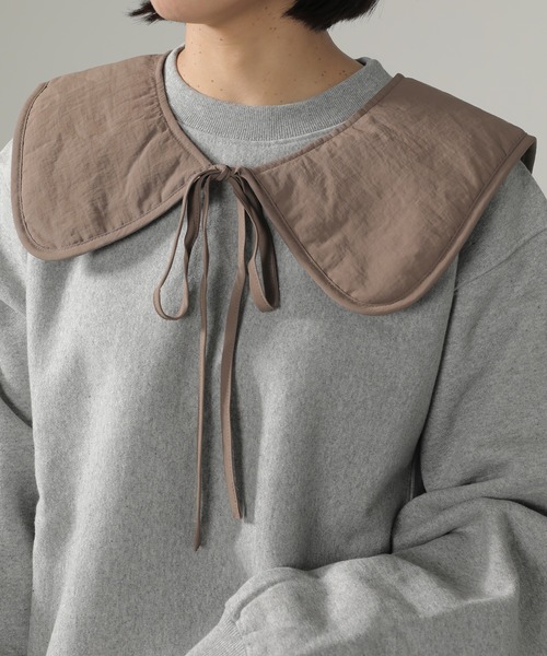 emesuelee（エメスーリー）の「ナイロン付け襟（付け襟・レディース・ダークベージュ/アイボリー/ブラック/ブラウン・フリー）」の3枚目の写真