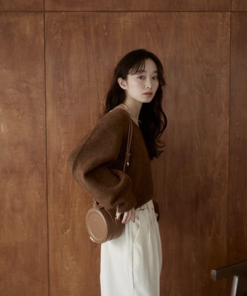 nunela(ヌネラ)の「circle shoulder bag【No.5】(ショルダーバッグ・レディース・ブラック/ナチュラル/キャメル・FREE)」の7枚目の写真