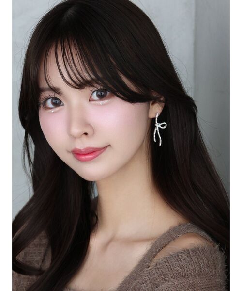 EATME（イートミー）の「リボンビジューピアス（ピアス（両耳用）・レディース・シルバー・FREE）」の2枚目の写真