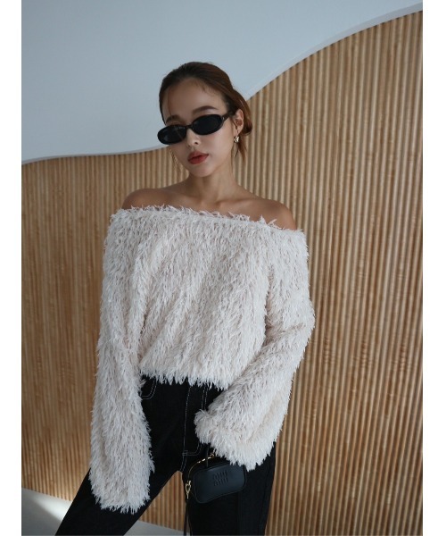 TRUNC（トランクエイティーエイト）の「Feather Yarn Cropped Pullover（ニット/セーター・レディース・ブラック/アイボリー・FREE）」の7枚目の写真