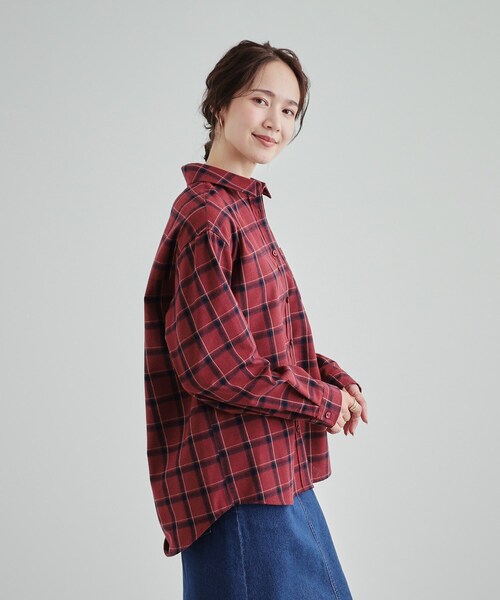 SHOO・LA・RUE（シューラルー）の「◆【洗える】ネル起毛チェックシャツ（シャツ/ブラウス・レディース・ワイン系1/グレー系1/モスグリーン系1・04/03/02/01）」の13枚目の写真