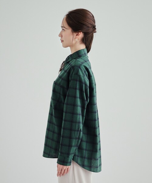 SHOO・LA・RUE（シューラルー）の「◆【洗える】ネル起毛チェックシャツ（シャツ/ブラウス・レディース・ワイン系1/グレー系1/モスグリーン系1・04/03/02/01）」の17枚目の写真