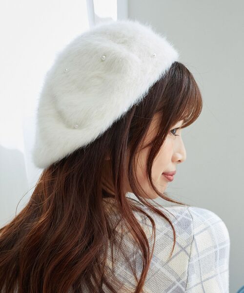 MAJESTIC LEGON（マジェスティックレゴン）の「ふわふわパールベレー帽（ハンチング/ベレー帽・レディース・オフホワイト/グレー/ブラック・FREE）」の9枚目の写真