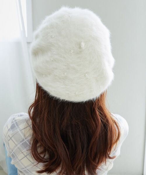 MAJESTIC LEGON（マジェスティックレゴン）の「ふわふわパールベレー帽（ハンチング/ベレー帽・レディース・オフホワイト/グレー/ブラック・FREE）」の10枚目の写真