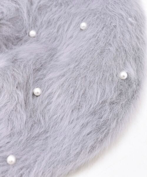 MAJESTIC LEGON（マジェスティックレゴン）の「ふわふわパールベレー帽（ハンチング/ベレー帽・レディース・オフホワイト/グレー/ブラック・FREE）」の6枚目の写真