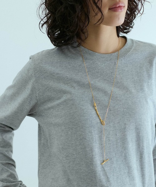 ADAM ET ROPE'（アダムエロペ）の「LES BIJOUX ラリアットネックレス（ネックレス・レディース・シルバー/ゴールド・FREE）」の4枚目の写真