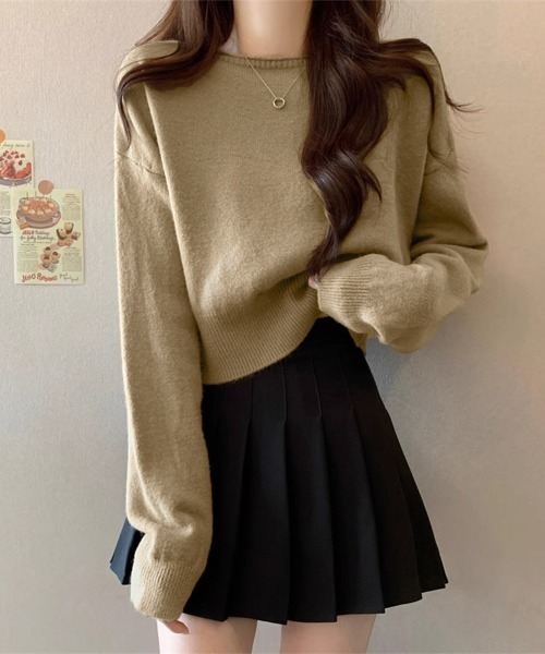Miniministore(ミニミニストア)の「ニットトップス ショート丈 長袖 無地(ニット/セーター・レディース・グレー/オフホワイト/ラベンダー/ダークベージュ/ブラウン/ブラック/オリーブ・FREE)」の22枚目の写真