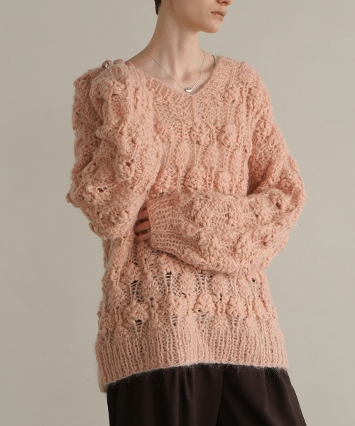 CLANE（クラネ）の「CLANE BUMPY OVER V NECK KNIT TOPS 17106-2282