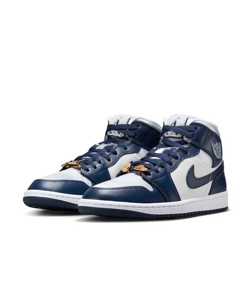 JORDAN BRAND(ジョーダンブランド)の「エア ジョーダン 1 MID SE ウィメンズシューズ / Air Jordan 1 Mid SE Women's Shoes FZ8777-044 Football Grey(スニーカー・レディース・グレー・22.5/23/23.5/24/24.5/25/25.5/26/26.5/27/27.5/28/28.5)」の3枚目の写真