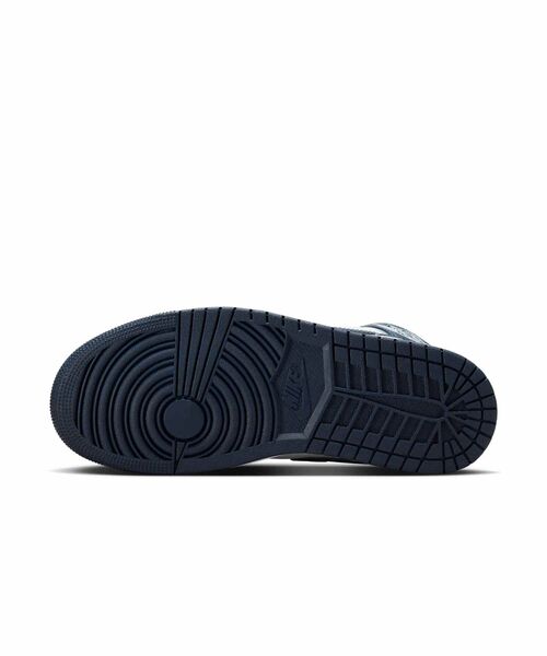JORDAN BRAND(ジョーダンブランド)の「エア ジョーダン 1 MID SE ウィメンズシューズ / Air Jordan 1 Mid SE Women's Shoes FZ8777-044 Football Grey(スニーカー・レディース・グレー・22.5/23/23.5/24/24.5/25/25.5/26/26.5/27/27.5/28/28.5)」の7枚目の写真