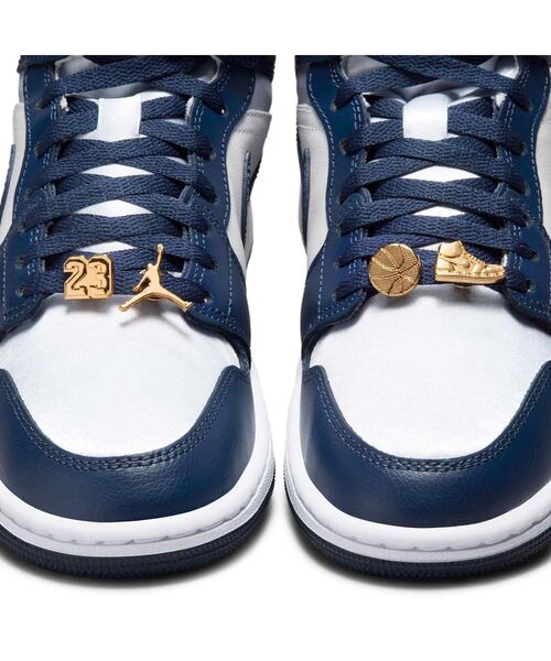 JORDAN BRAND(ジョーダンブランド)の「エア ジョーダン 1 MID SE ウィメンズシューズ / Air Jordan 1 Mid SE Women's Shoes FZ8777-044 Football Grey(スニーカー・レディース・グレー・22.5/23/23.5/24/24.5/25/25.5/26/26.5/27/27.5/28/28.5)」の10枚目の写真