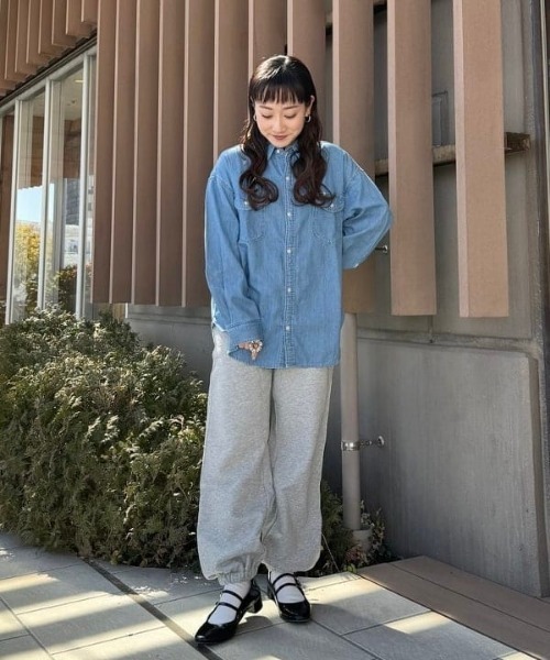 デニムルーズシャツ Lee（リー）の「【別注】Lee / ルーズフィット デニム シャツ（シャツ
