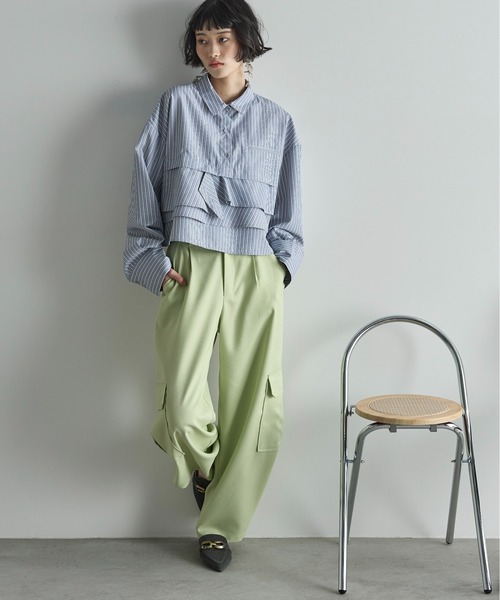 THE YOn(ザヨン)の「ラッフルヘムクロップドシャツ(シャツ/ブラウス・レディース・グレー/オフホワイト/サックスブルー・FREE)」の14枚目の写真