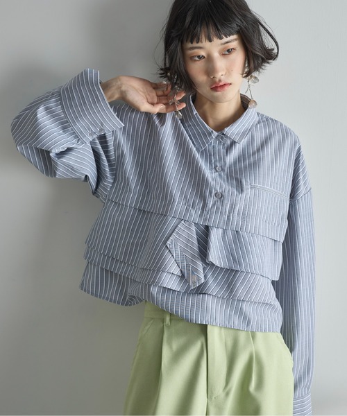 THE YOn(ザヨン)の「ラッフルヘムクロップドシャツ(シャツ/ブラウス・レディース・グレー/オフホワイト/サックスブルー・FREE)」の7枚目の写真