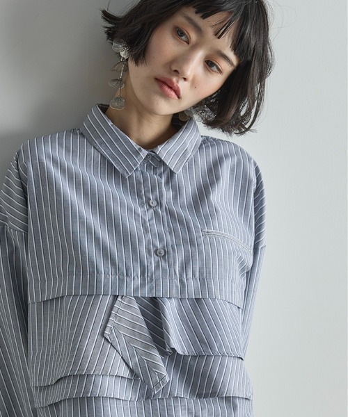 THE YOn(ザヨン)の「ラッフルヘムクロップドシャツ(シャツ/ブラウス・レディース・グレー/オフホワイト/サックスブルー・FREE)」の9枚目の写真
