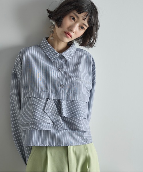THE YOn(ザヨン)の「ラッフルヘムクロップドシャツ(シャツ/ブラウス・レディース・グレー/オフホワイト/サックスブルー・FREE)」の13枚目の写真