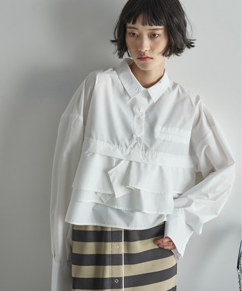 THE YOn(ザヨン)の「ラッフルヘムクロップドシャツ(シャツ/ブラウス・レディース・グレー/オフホワイト/サックスブルー・FREE)」の22枚目の写真