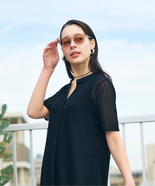 Zoff（ゾフ）の「【WEB限定】ボストン 型調光サングラス｜カラーレンズ｜トレンド｜紫外線対策｜UVカット｜レンズの色が変わるサングラス｜Zoff｜COLOR SUNGLASSES（サングラス・レディース・ブラック/ブラウン系その他5/ライトグレー系・FREE）」の2枚目の写真