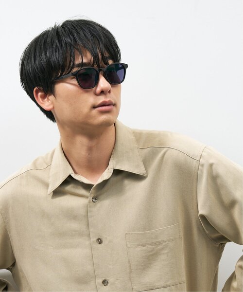 Zoff（ゾフ）の「【WEB限定】ボストン 型調光サングラス｜カラーレンズ｜トレンド｜紫外線対策｜UVカット｜レンズの色が変わるサングラス｜Zoff｜COLOR SUNGLASSES（サングラス・レディース・ブラック/ブラウン系その他5/ライトグレー系・FREE）」の15枚目の写真