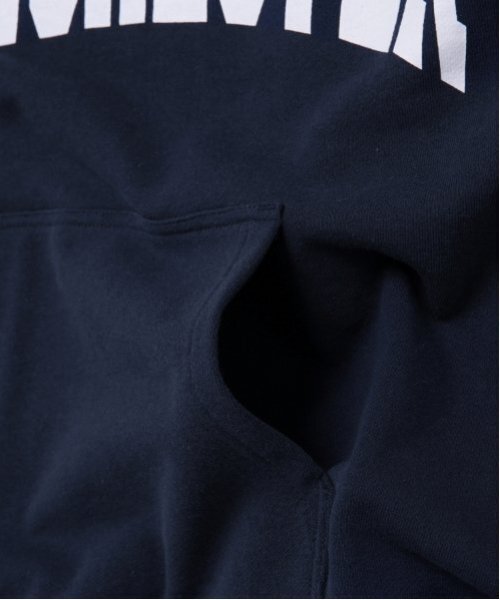 GLAZOS（グラソス）の「【大人向けサイズあり】【速乾・毛玉になりにくい】カレッジビッグロゴパーカー（パーカー・キッズ・ブラック/グレー/ネイビー・L/M/S/LL）」の6枚目の写真