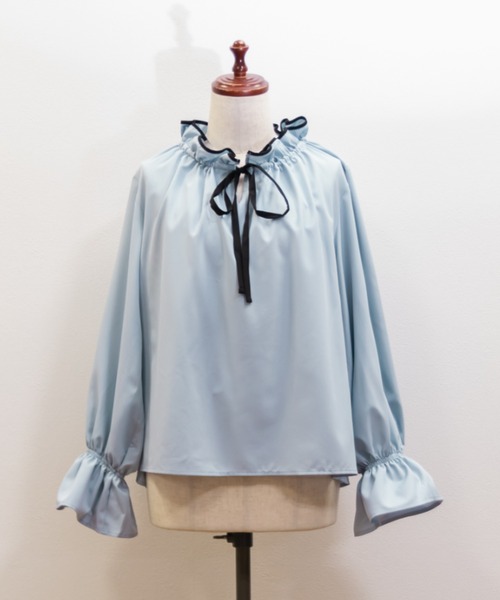 CLETTE(クレット)の「配色リボンフリル衿ブラウス(シャツ/ブラウス・レディース・オフホワイト/ブルー/ピンク・LL/3L/4L)」の16枚目の写真