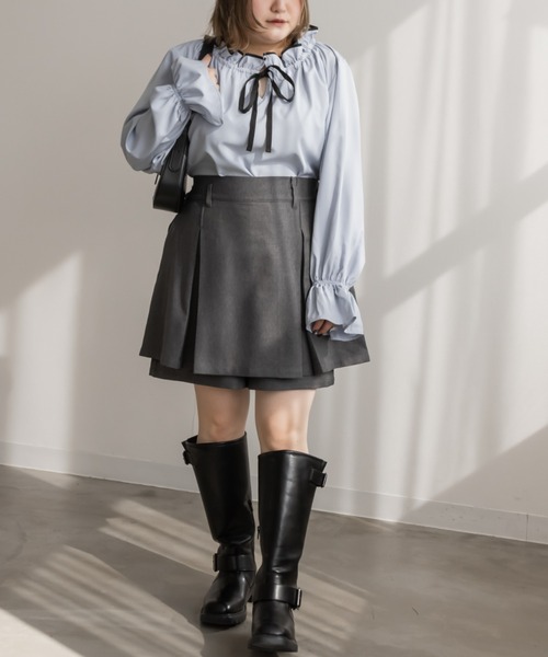CLETTE(クレット)の「配色リボンフリル衿ブラウス(シャツ/ブラウス・レディース・オフホワイト/ブルー/ピンク・LL/3L/4L)」の10枚目の写真