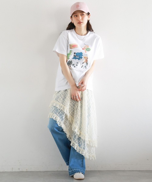 RAGEBLUE(レイジブルー)の「コラージュプリントコンパクトTシャツ(Tシャツ/カットソー・レディース・ライトグレー/ホワイト・FREE)」の4枚目の写真