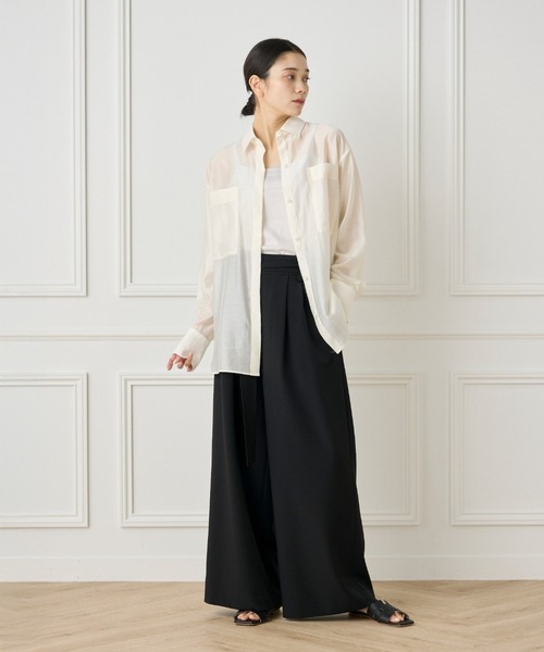 INED（イネド）の「【WEB限定カラー】オーガンジーシアーシャツ（シャツ/ブラウス・レディース・ブラック/オレンジ/アイボリー/モカ/ピンク・11号/9号）」の6枚目の写真