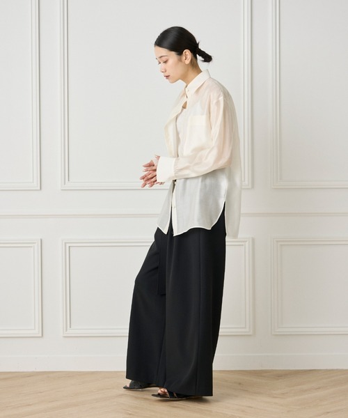 INED（イネド）の「【WEB限定カラー】オーガンジーシアーシャツ（シャツ/ブラウス・レディース・ブラック/オレンジ/アイボリー/モカ/ピンク・11号/9号）」の8枚目の写真